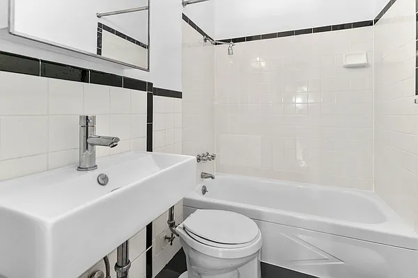 Rented by Douglas Elliman | media 14