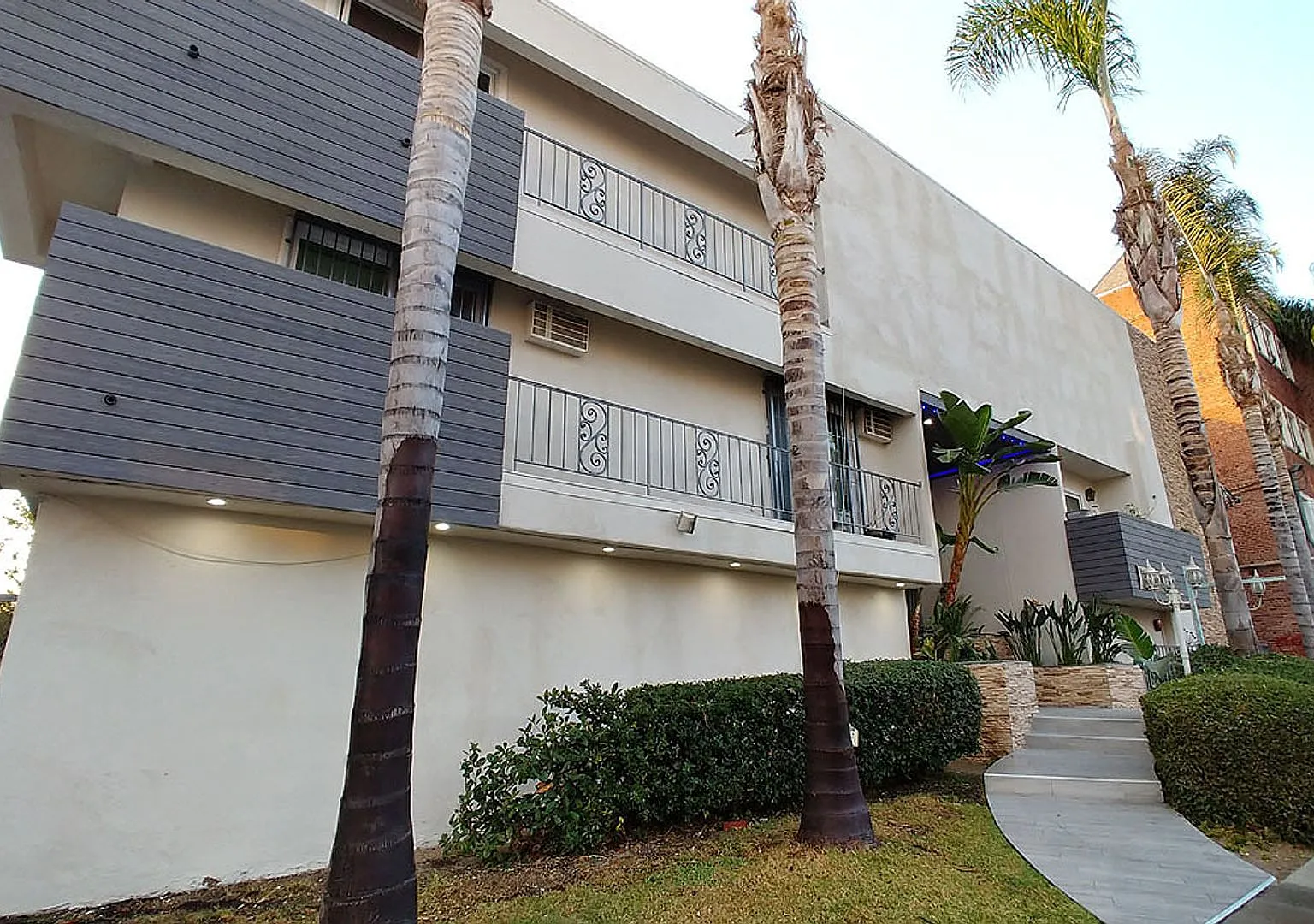 Edgemont Apts — Photo 1