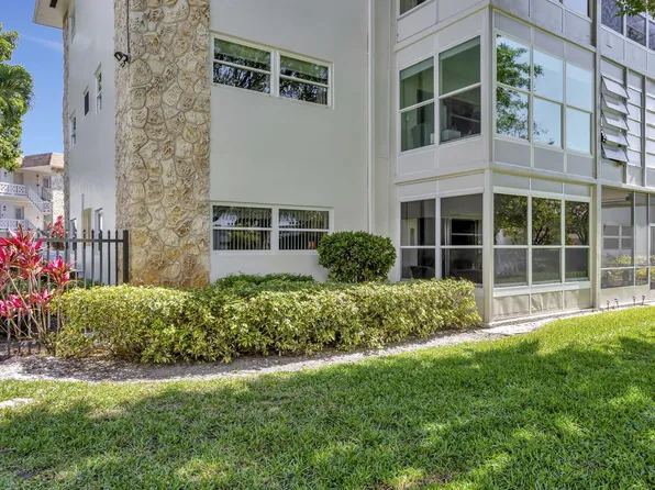 3505 NW 48th Avenue #416, Lauderdale Lakes, FL 33319