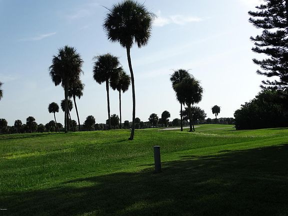 5th image of 3001 Sandtrap Ln #3-H