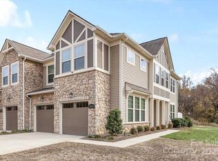 9341 Glenburn Ln, Charlotte, NC 28278