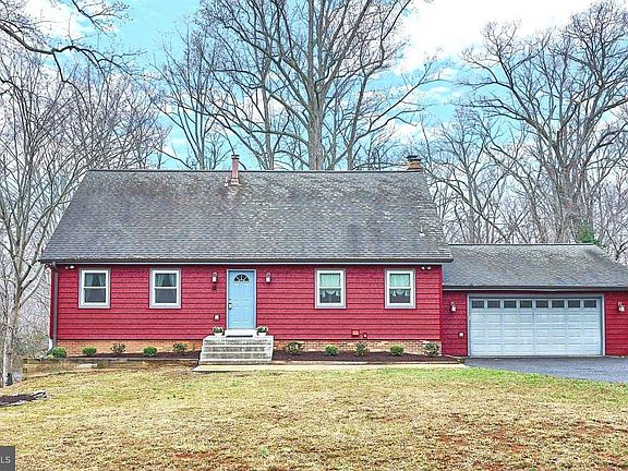 2nd image of 6265 Occoquan Forest Dr