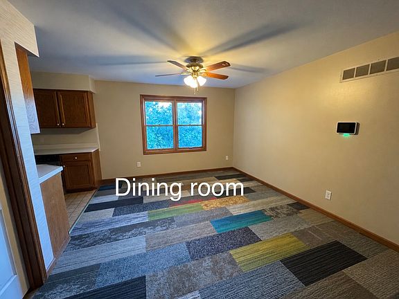 4th image of 305 Orchard Cir