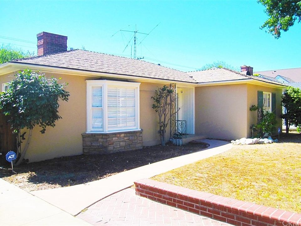 1st image of 2236 Las Lunas St