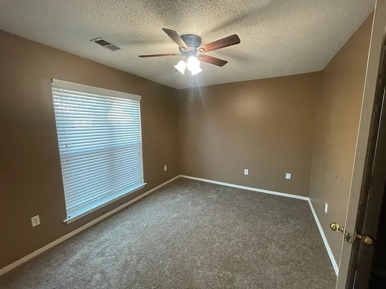 7691 Lilly Ln — Photo 11