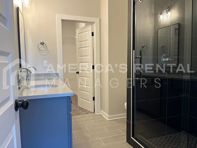 4826 Silas Ave — Photo 19