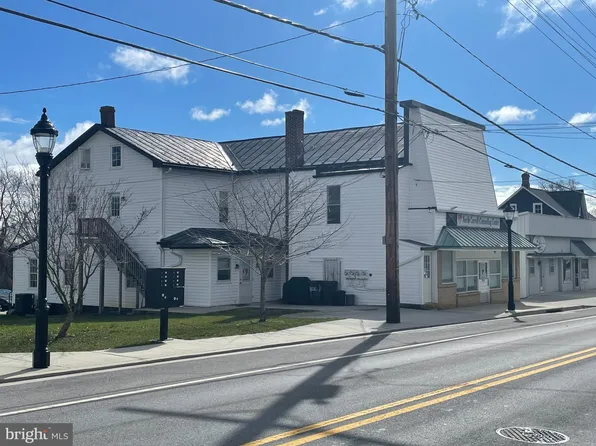 1011 S Main St, Hampstead, MD 21074