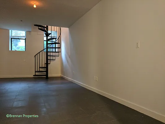 Rented by Manhattan Management LLC | media 53