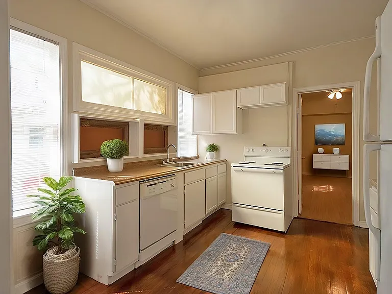 Virtually staged kitchen