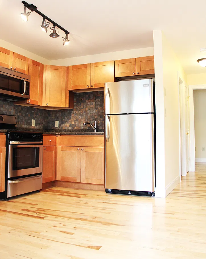 116 North Winooski Ave — Photo 2