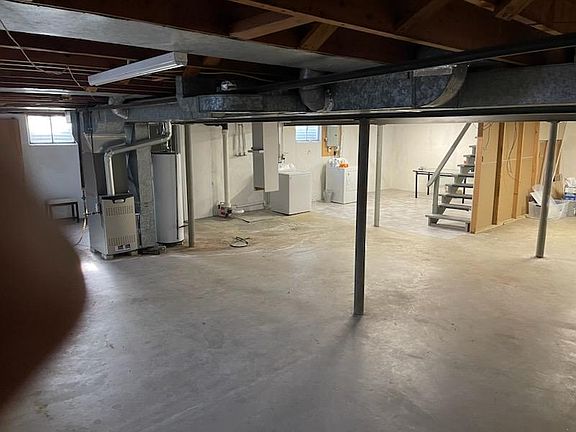 3rd image of 8408 Boone Blvd