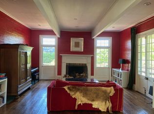 368 E Main St, Pendleton, SC 29670