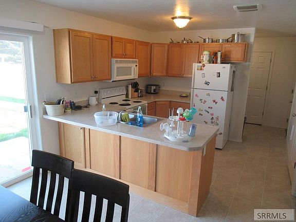 3rd image of 2073 Meppen Dr #2073