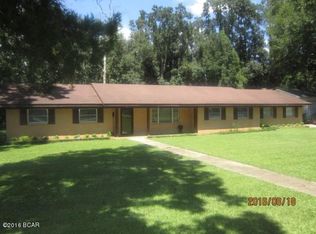 988 12th Ave, Graceville, FL 32440