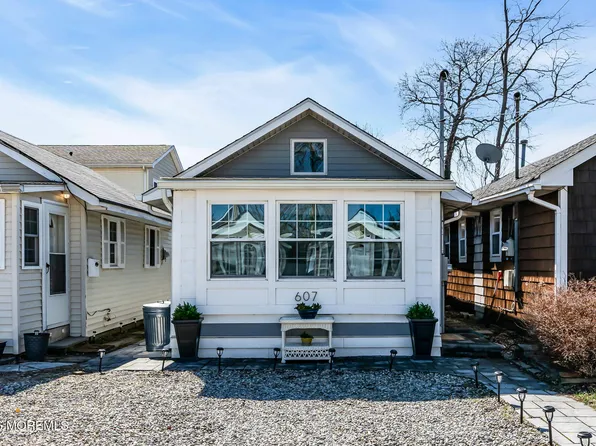 607 Central Avenue, Spring Lake Heights, NJ 07762