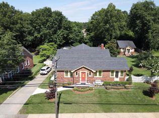304 N Harris St, Sandersville, GA 31082