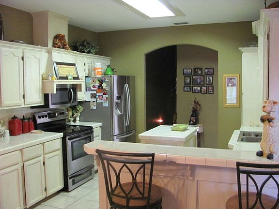 5th image of 3720 Amando St