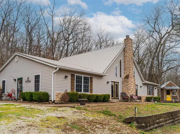 517 Wildwood Estates Ln, Saint Clair, MO 63077