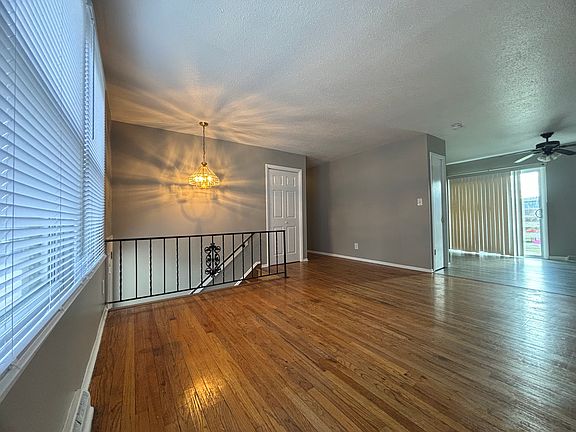 2nd image of 2618 Magnolia Dr #2622