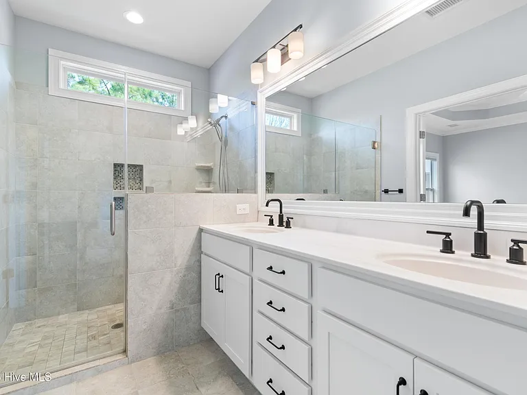 3688 Gardenia Ln — Photo 20