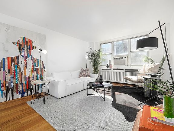 4th image of 240 E 35th St APT 8A