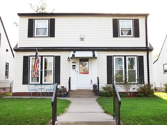 2nd image of 612 4th Ave S