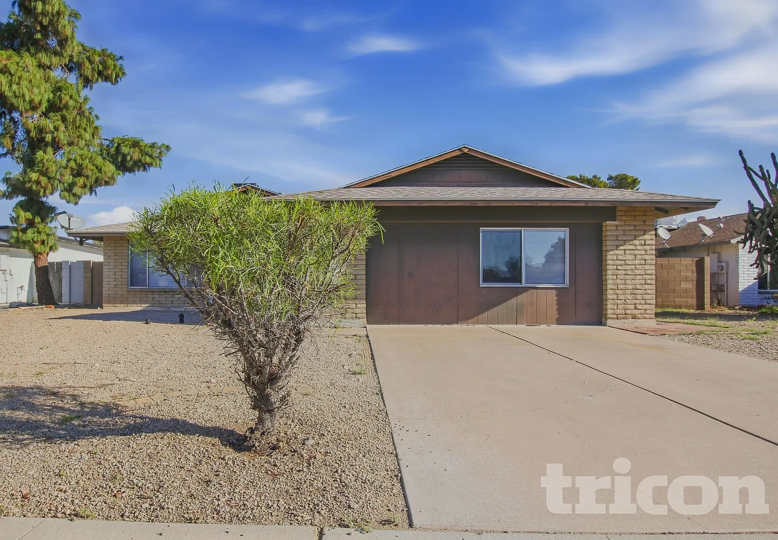 5526 W Angela Drive Glendale AZ — Photo 1