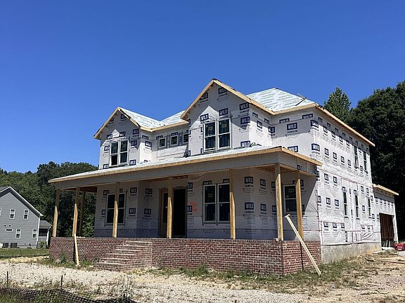 2nd image of 162 Farmstead Ct