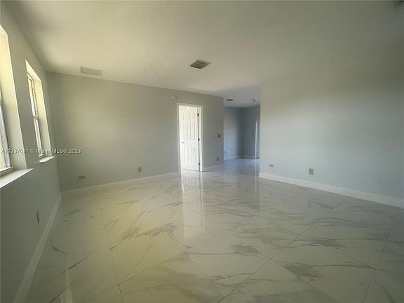 3rd image of 181 NE 18th Ave