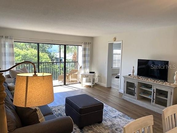 5th image of 1001 Benjamin Franklin Dr Unit 310