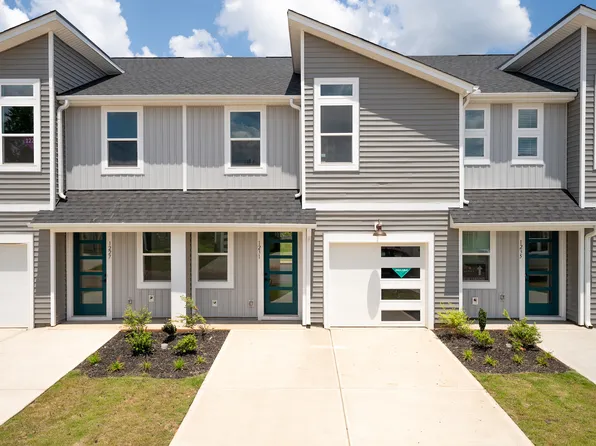 1263 Westgate Village Dr, Spartanburg, SC 29301