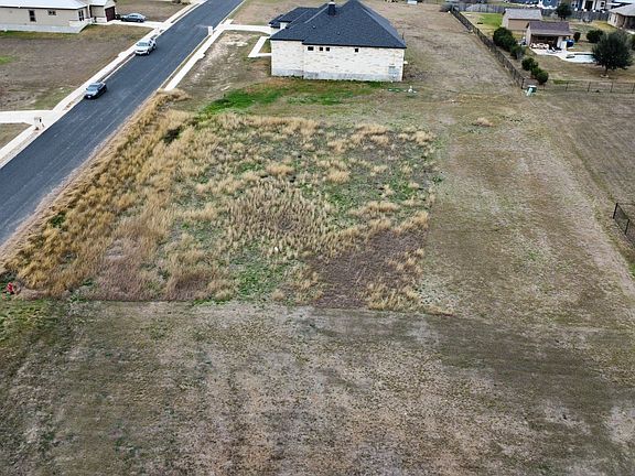 5th image of 715 Abbott LOT 9