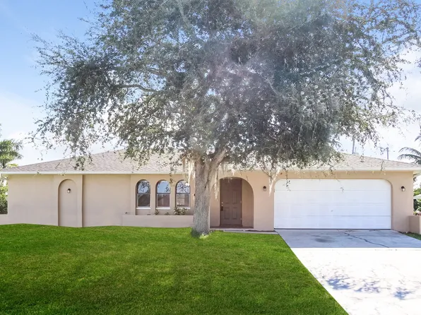 2715 SE 8th Ave, Cape Coral, FL 33904