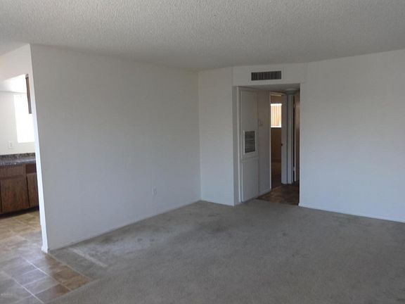 5th image of 3320 W Northern Ave Unit 4