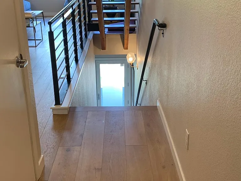 604 Palisade Dr — Photo 7