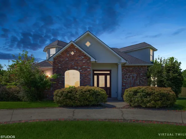 42496 Ron St, Gonzales, LA 70737