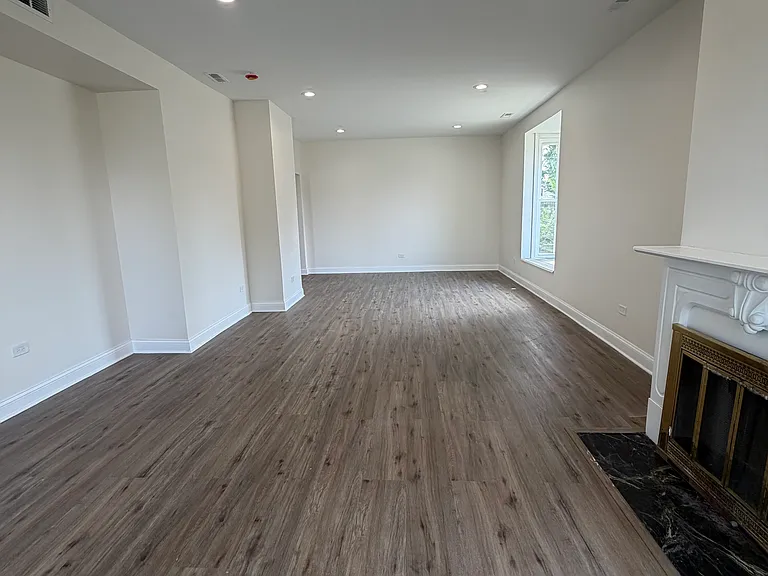 260 W Lincoln Hwy — Photo 26