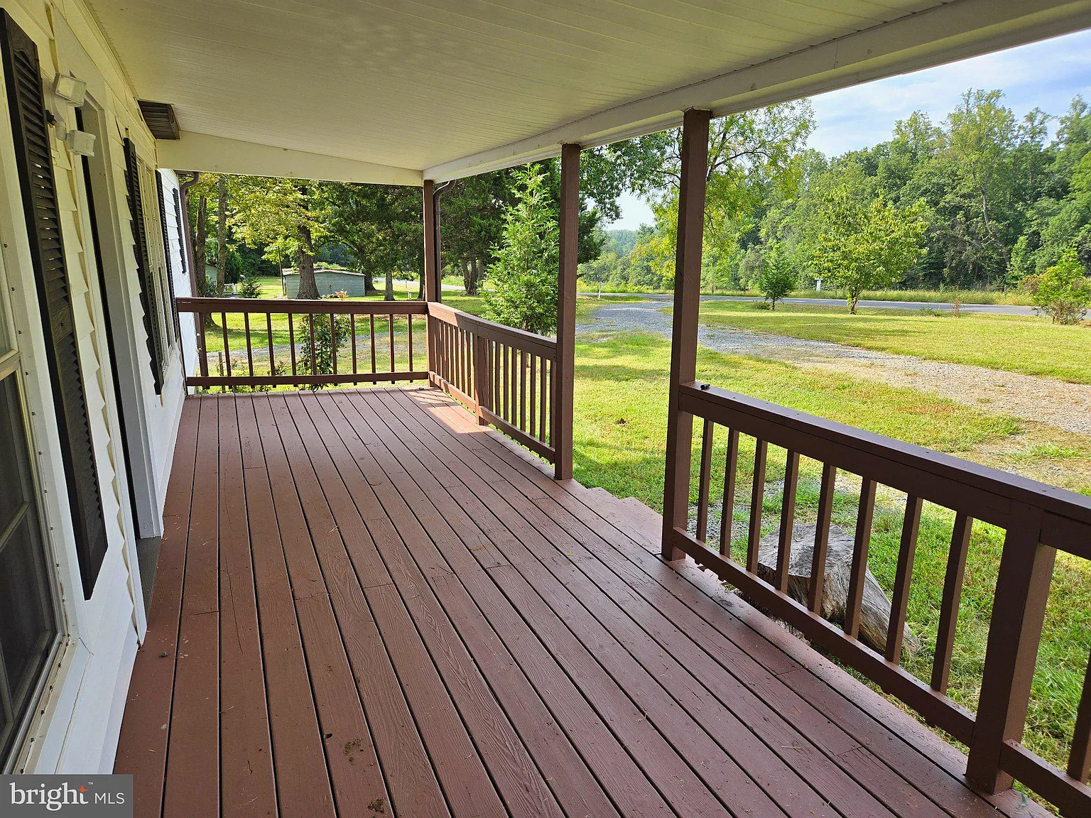 3 bed, 2.0 bath, 1568 sqft, $2,000 — Photo 2