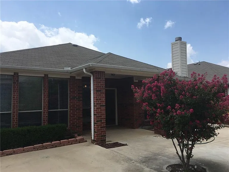 2105 Laurel Forest Dr — Photo 25