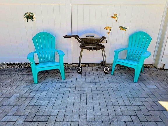 2nd image of 325 Calusa St #376
