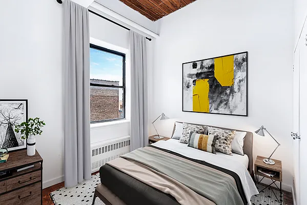 Rented by Compass | media 21