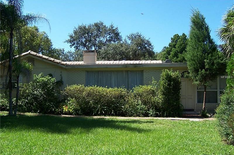1st image of 1001 S Pine Lake Dr
