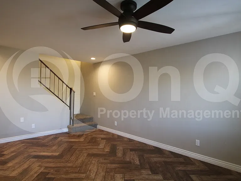 4601 E Southgate Ave — Photo 4