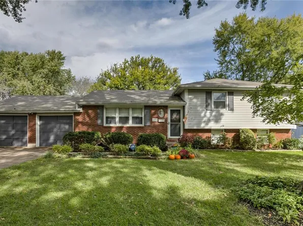 6404 E 133rd Ter, Grandview, MO 64030