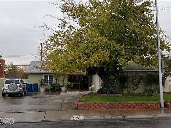 2nd image of 2105 Las Verdes St