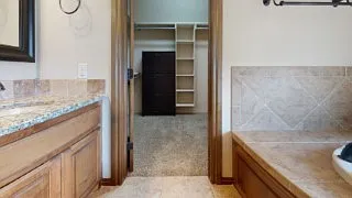 405 Obsidian Way — Photo 12