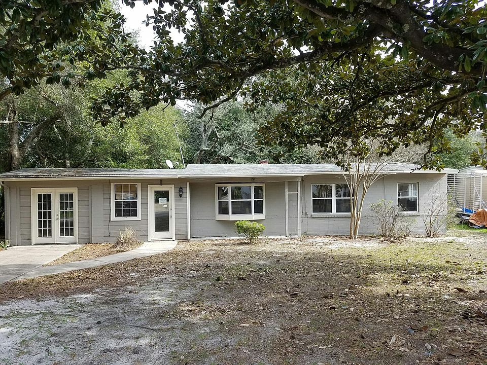 1st image of 19 Oakahatchee Cir
