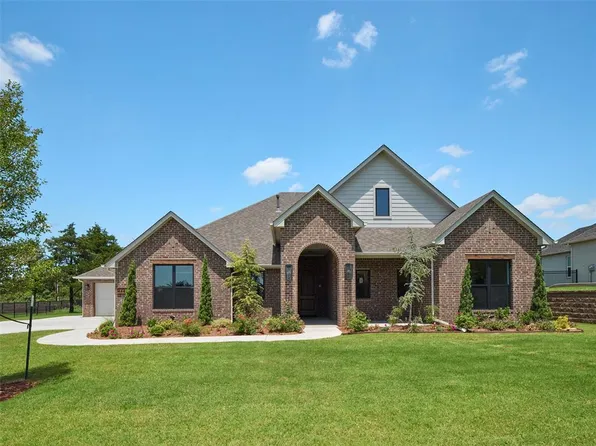9225 SW 90th St, Mustang, OK 73064