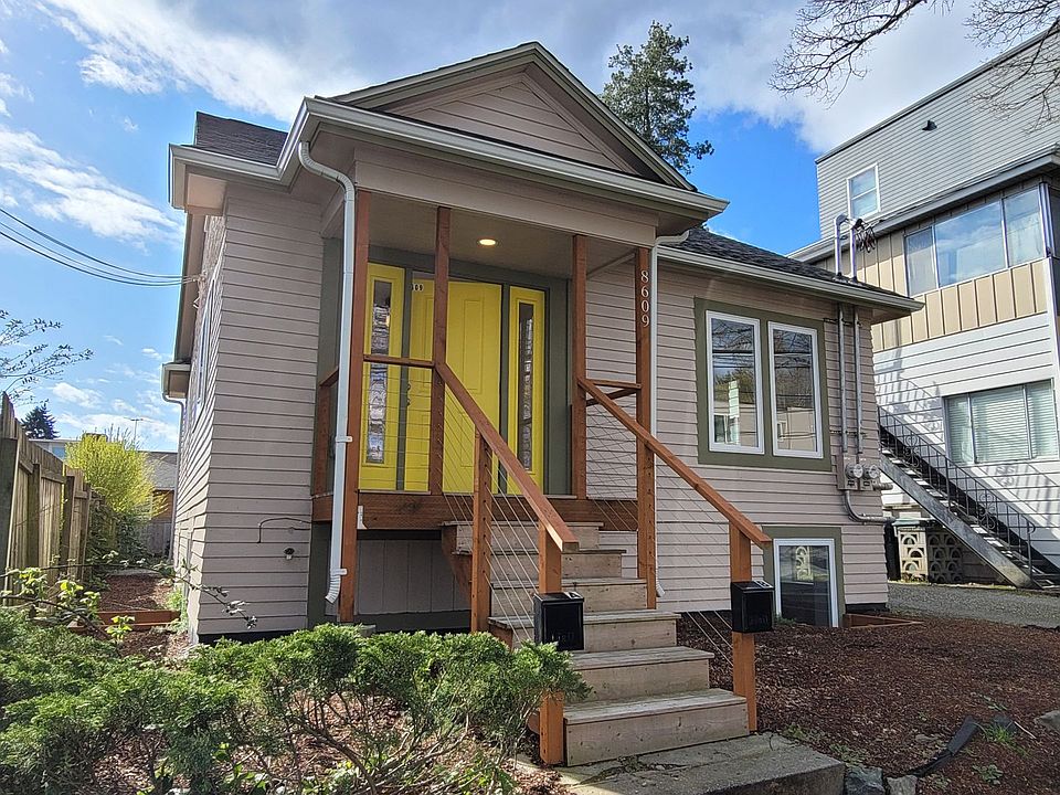 1st image of 8609 Roosevelt Way NE #A