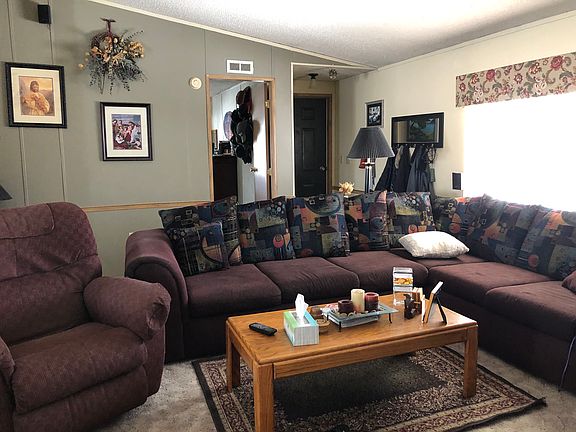 5th image of 440 W 6 S